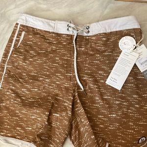 Vuori Men’s Cruise Board Shorts